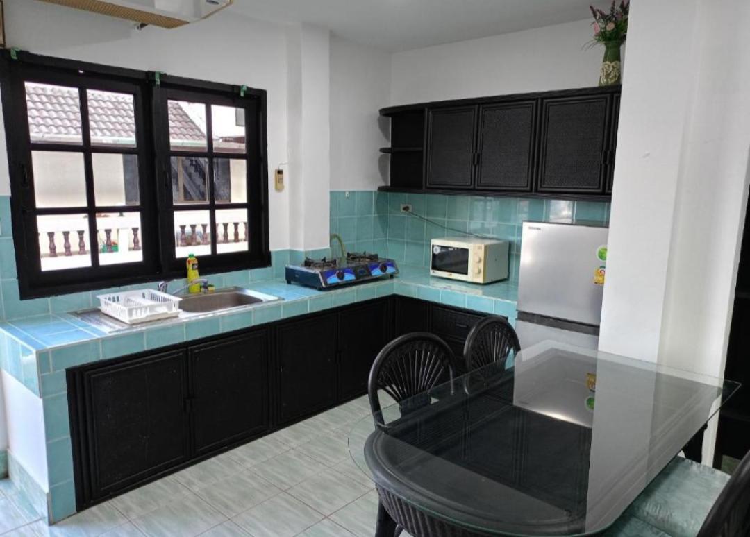 Patong Sunbeach Mansion Экстерьер фото