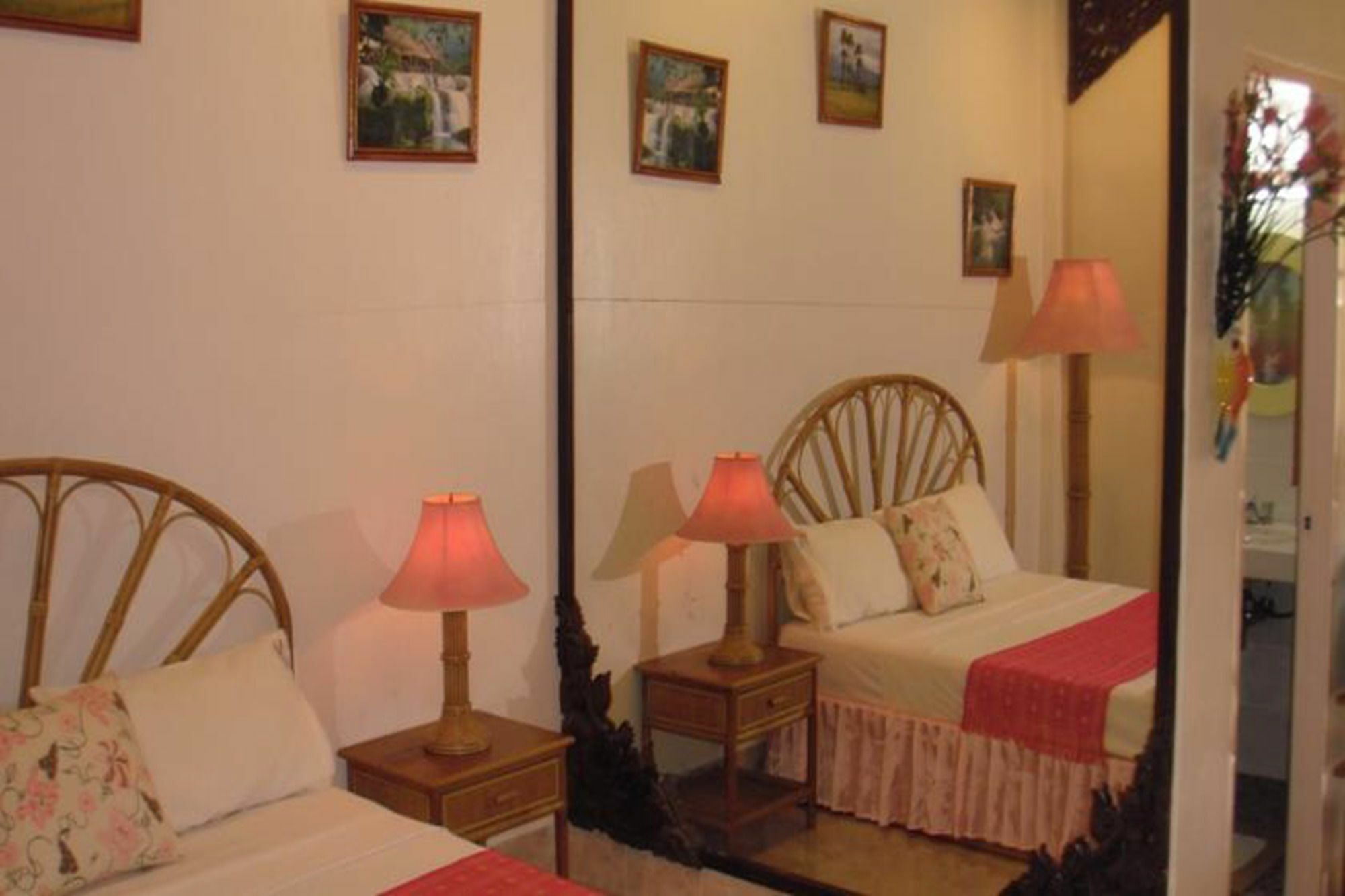 Patong Sunbeach Mansion Экстерьер фото